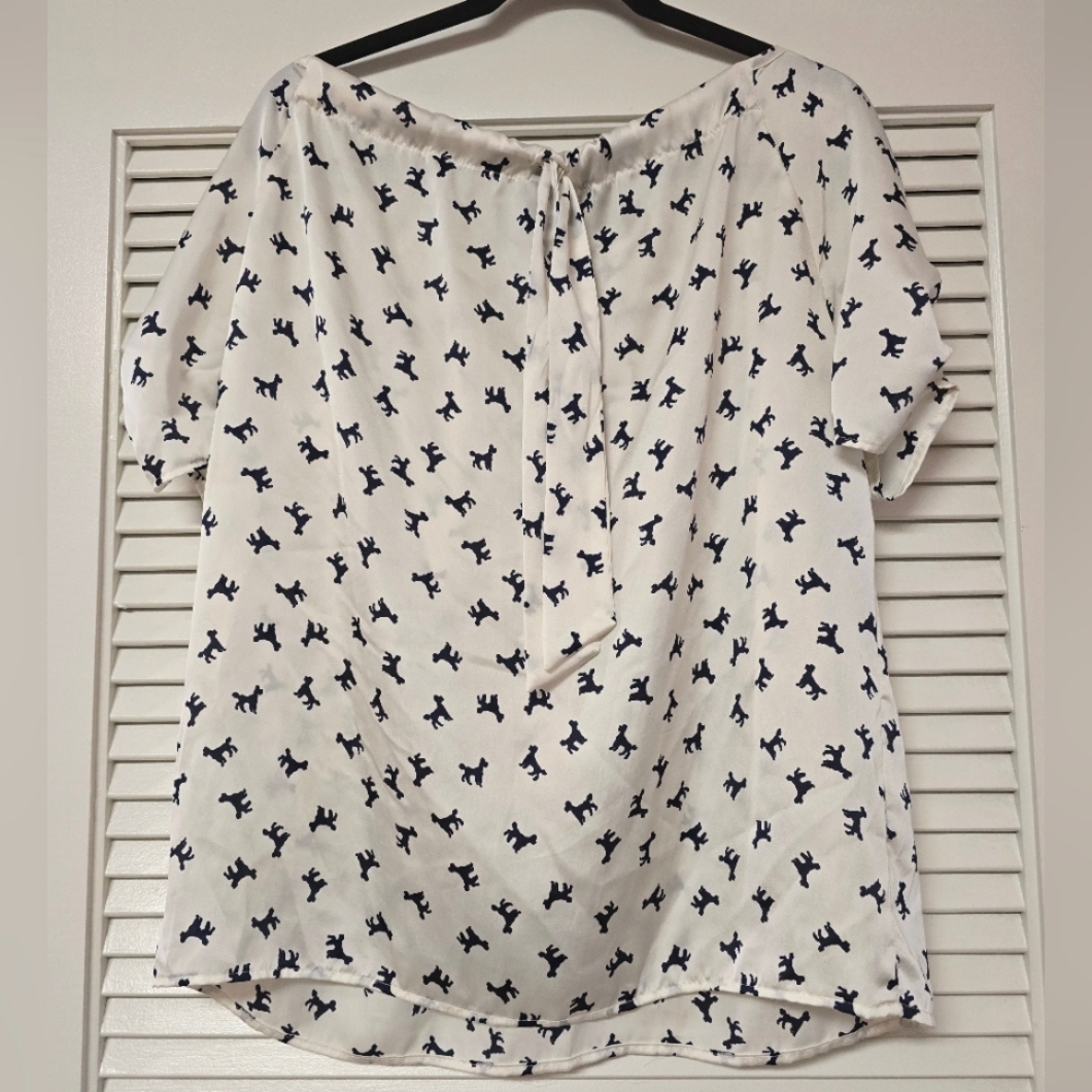Final Touch - White & Blue Dog Pattern Short-Sleeve Lightweight Top W Back Bow